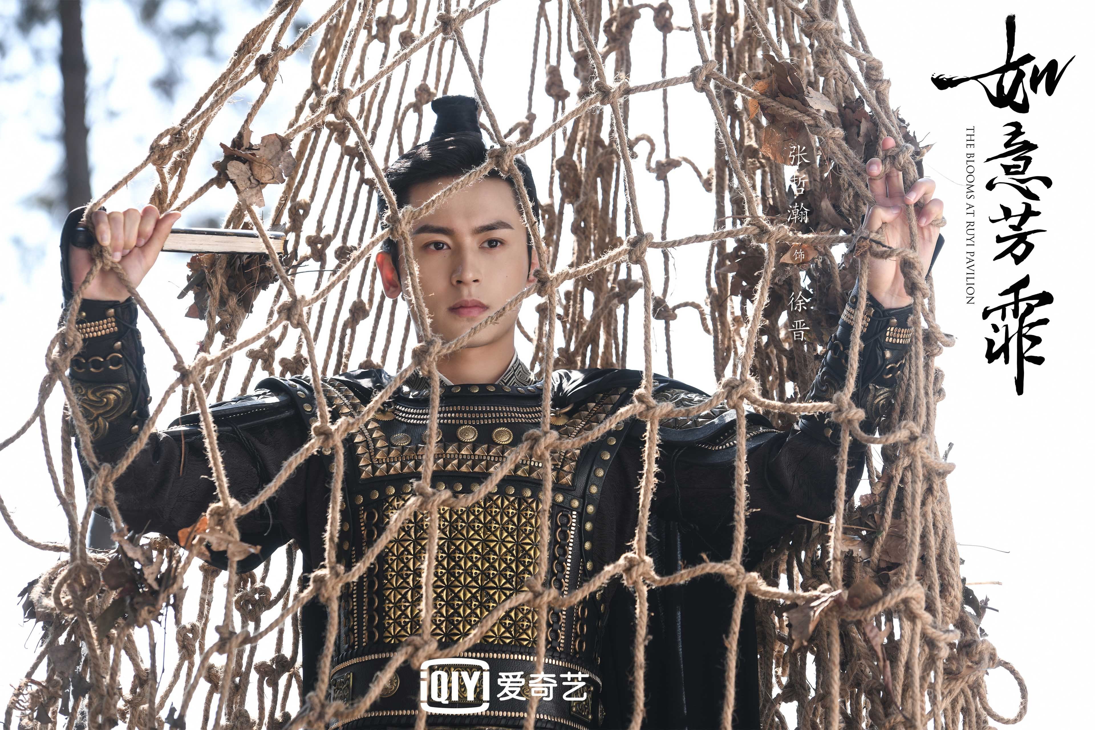 开云平台-【马克·塞尔比】从防守到进攻:何时切换策略最恰当?,马克·塞尔比的球风