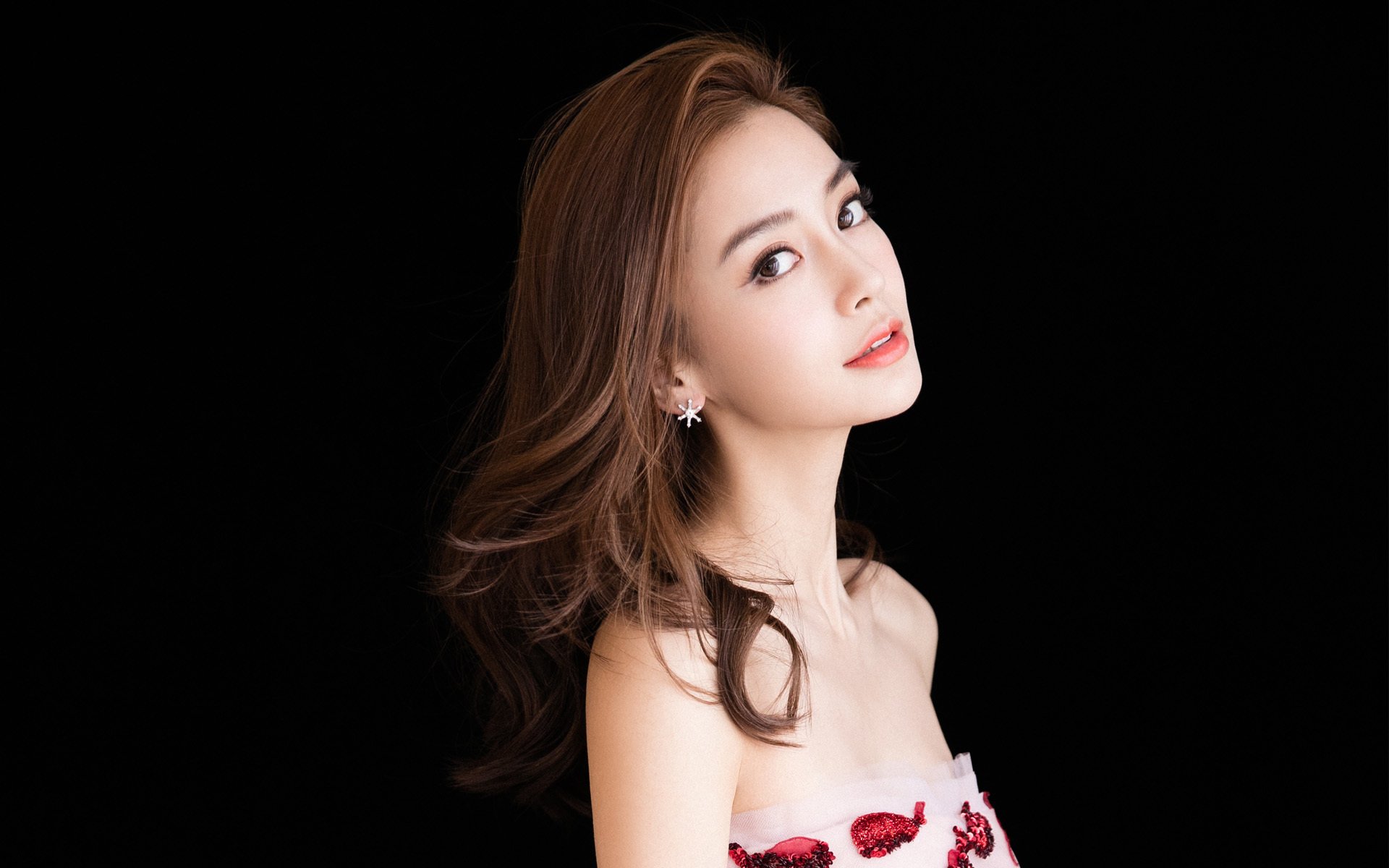 kaiyun.com-意甲联赛中出现多支“黑马”,争夺激烈异常,意甲联赛集锦