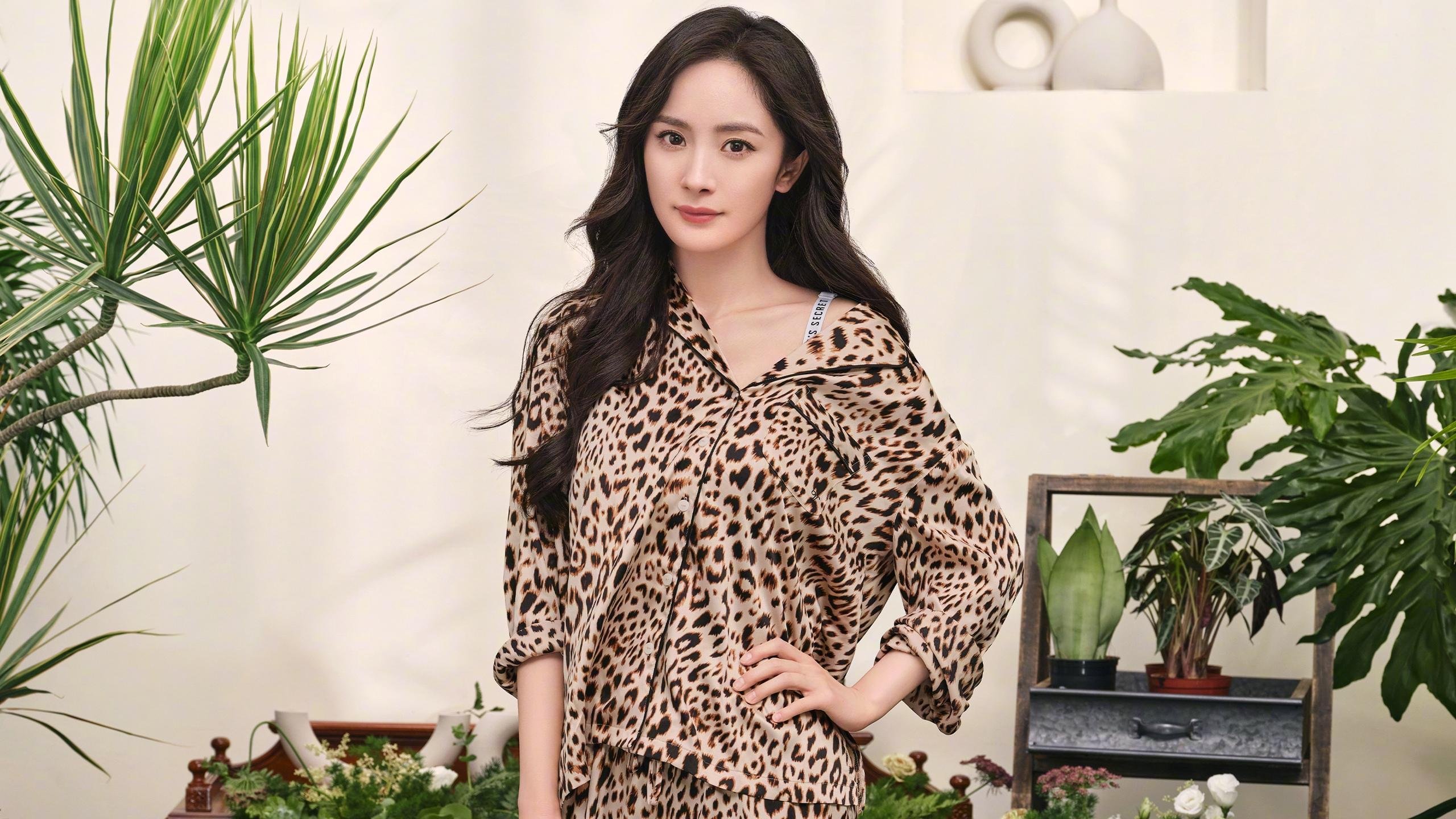 开云官方-球迷“自制视频”感染力:全场最震撼集锦大集合