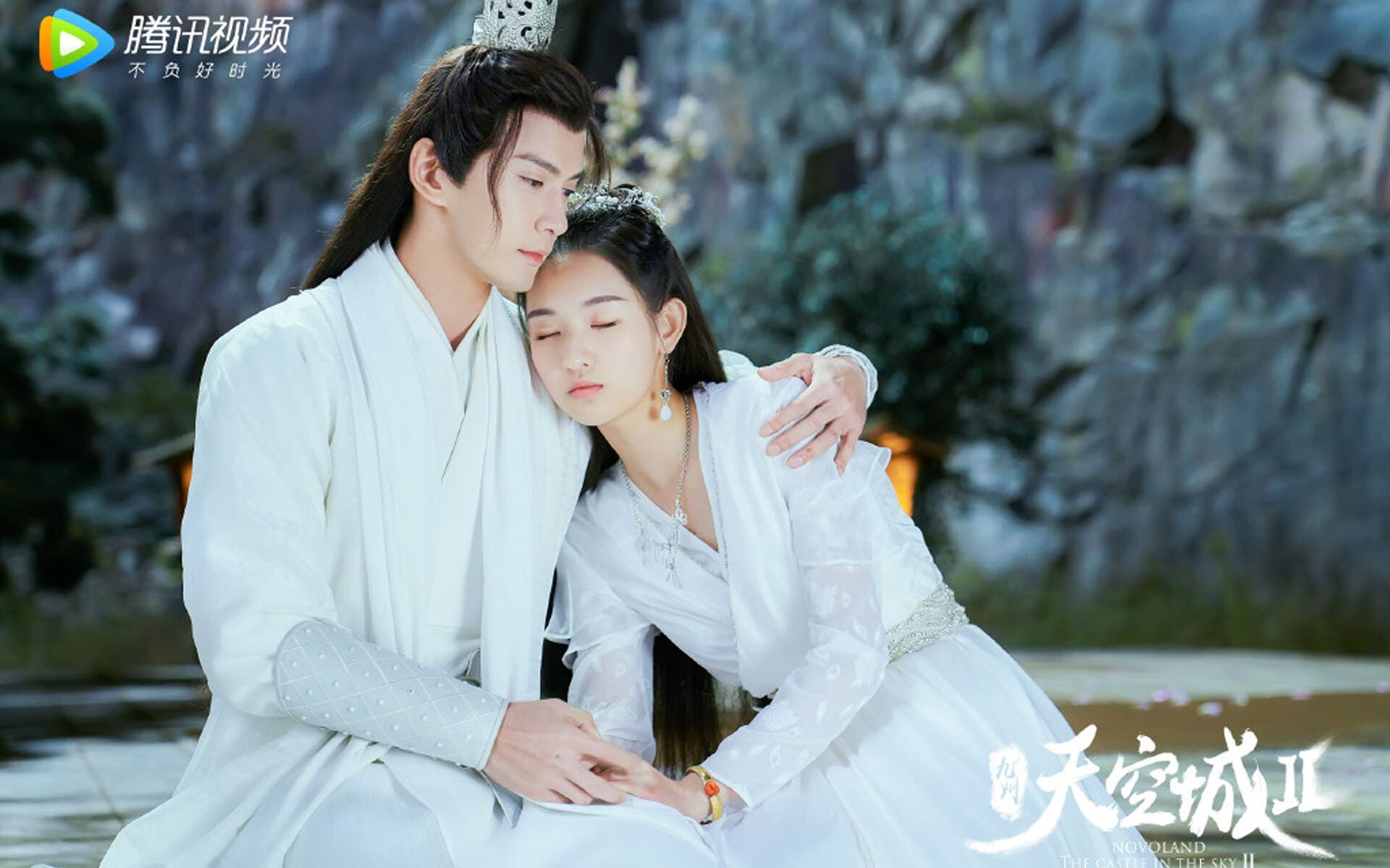 kaiyun体育综合-葡萄牙骑手玛丽亚·卡埃塔诺在2024年葡萄牙盛装舞步锦标赛中获得个人赛第四名，展现坚韧精神。