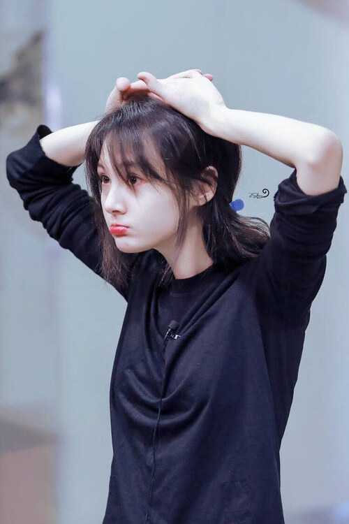 开云中国-巴萨新援表现亮眼，助攻带动全队士气，巴萨新赛季引援